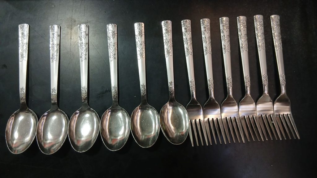 قاشق و چنگال شکوفه